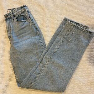 Abercrombie & Fitch 90’s Ultra High Rise Curve Love Straight Jeans